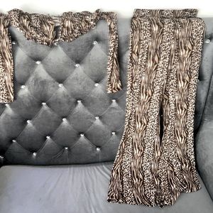 Cheetah print set , never worn before $15